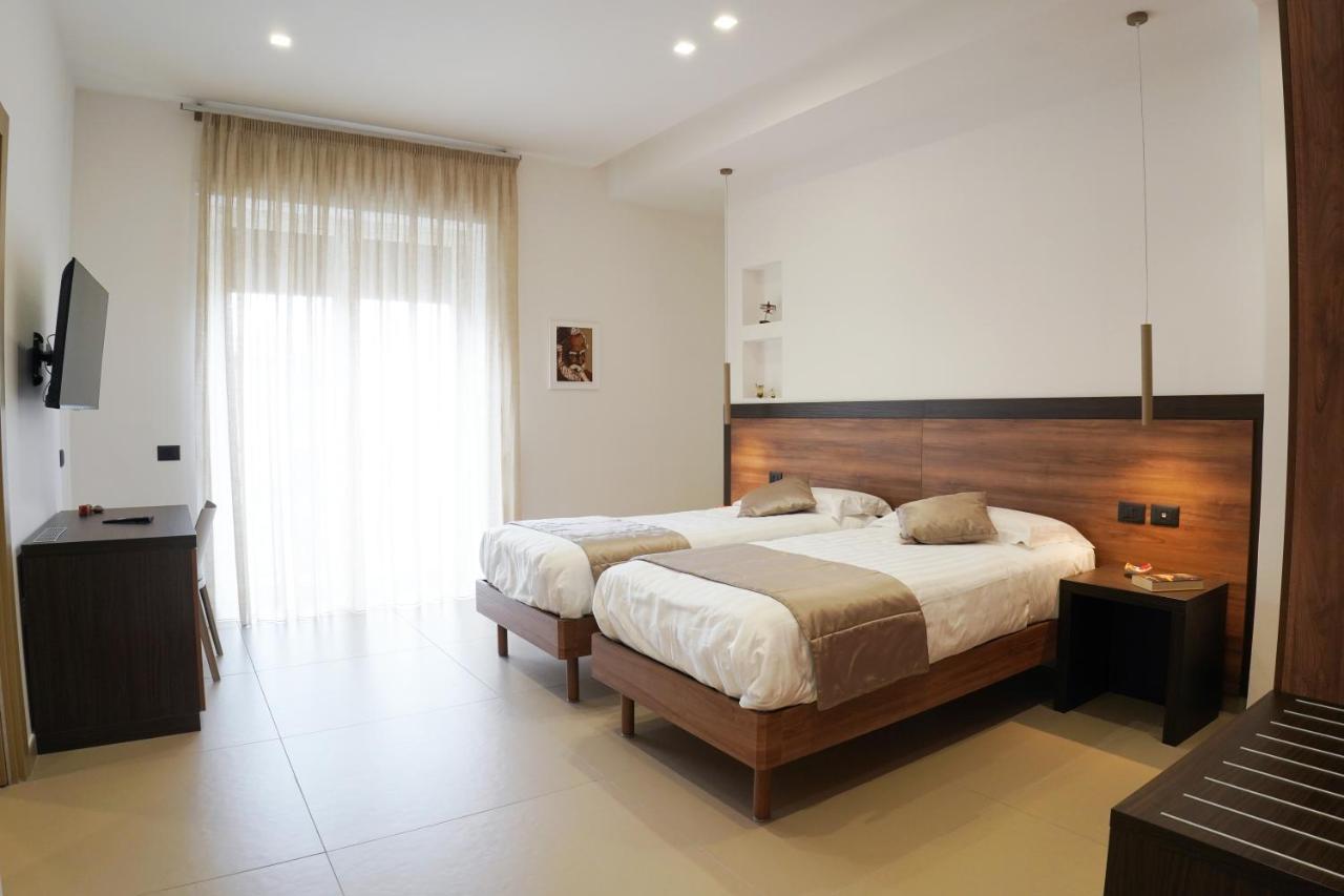 Villa Mafalda B&B Frattamaggiore Buitenkant foto